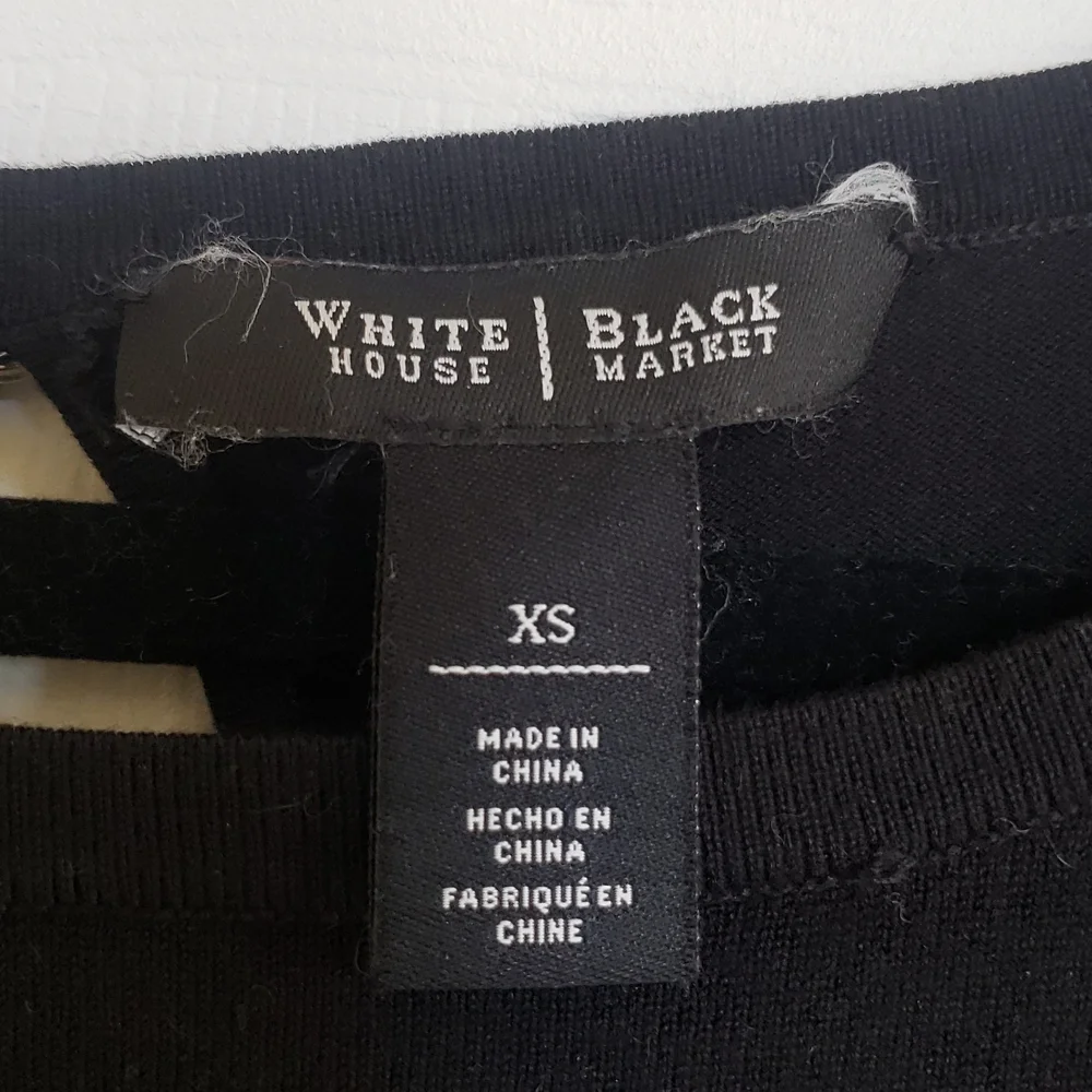 White House Black Market Black Crystal Horse Sweater Jewel Neck Keyhole XS S - Picture 14 of 14